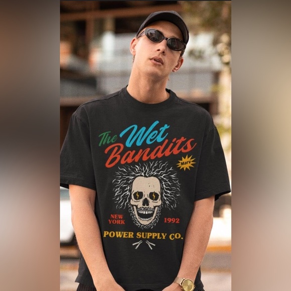 The Wet Bandits Power Supply Co Home Alone Marv Harry Funny Graphic Tee Shirt XL - Picture 1 of 3